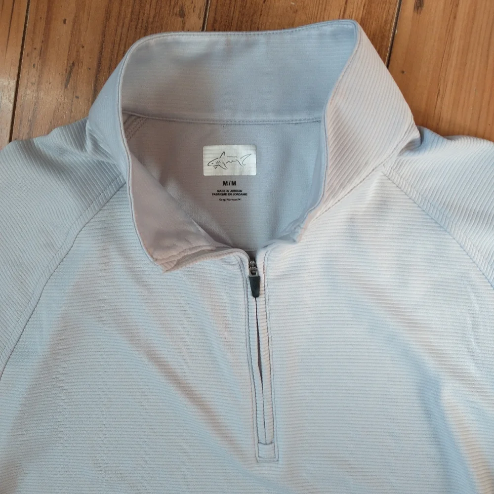 Greg Norman Light Gray Quarter-Zip Pullover Size Medium - Picture 4 of 6